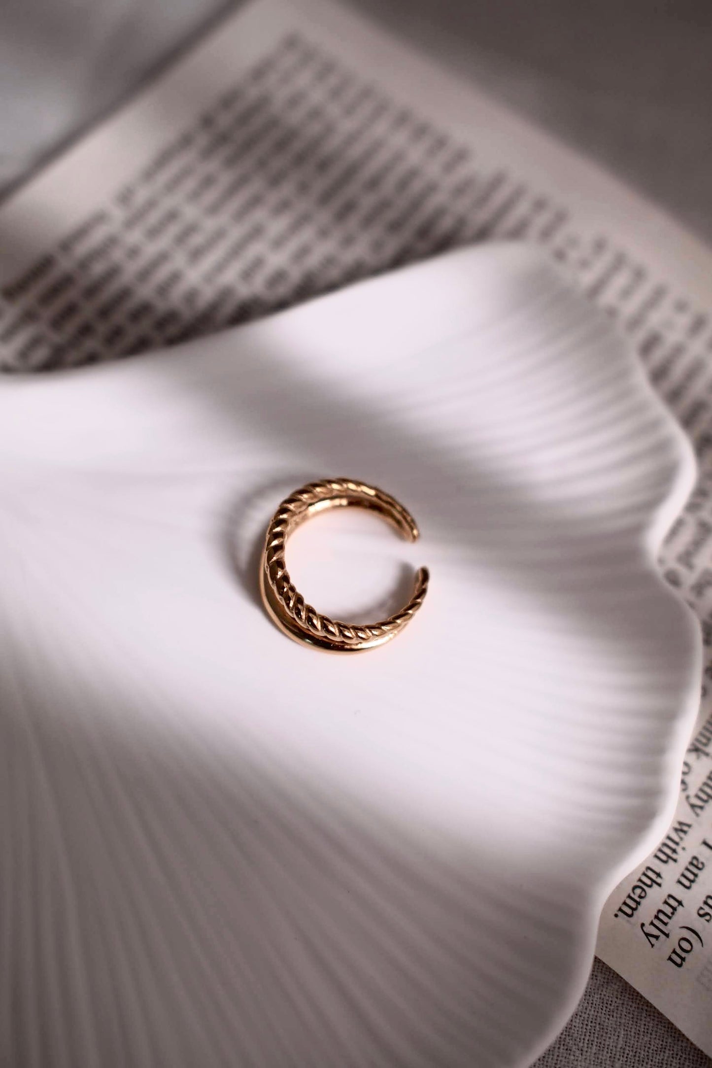Double twisted ring