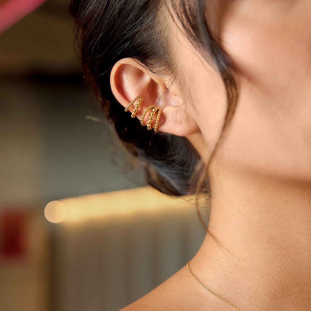 Golden double-band ear cuff