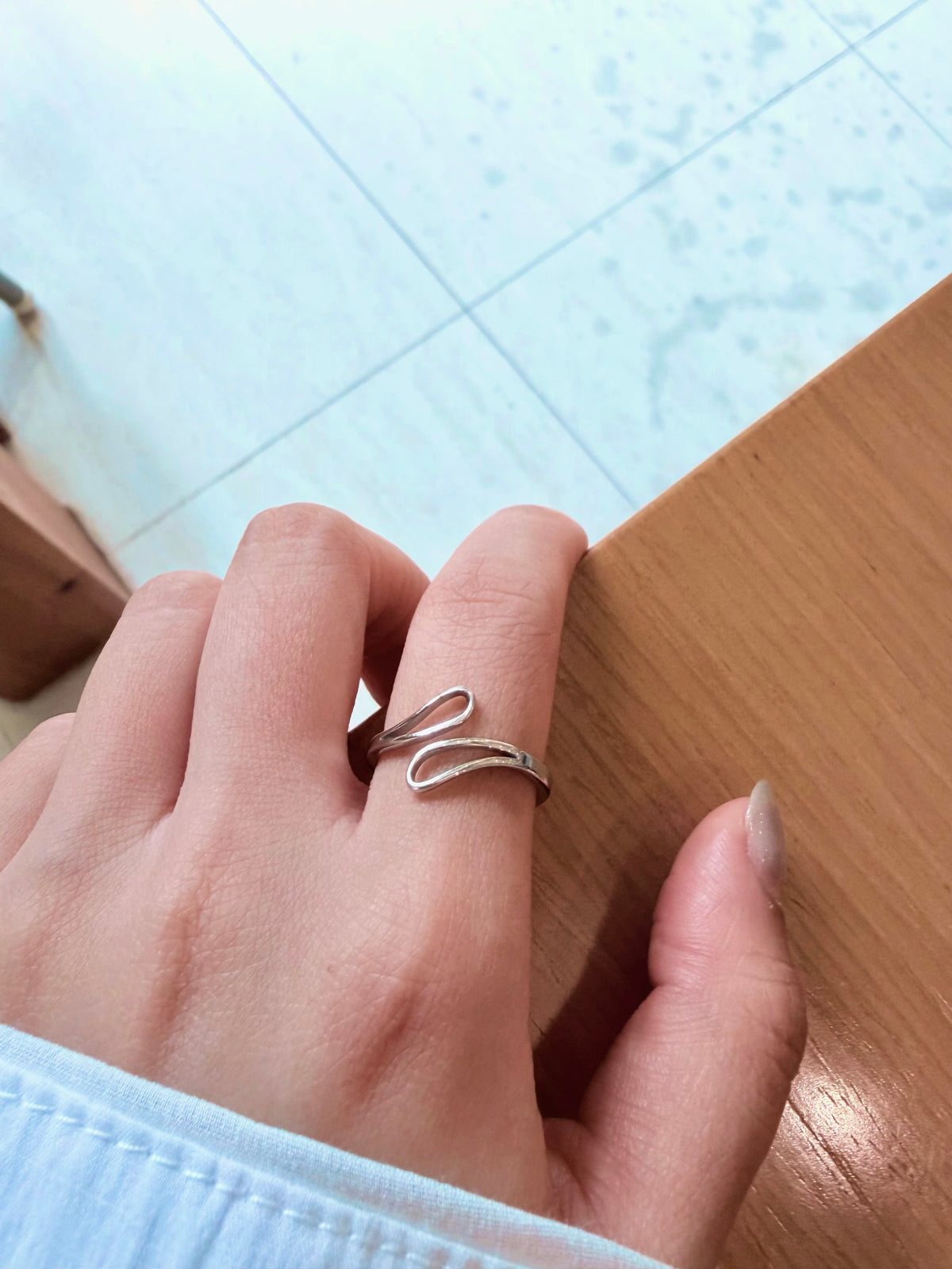 Fluid Mirage ring