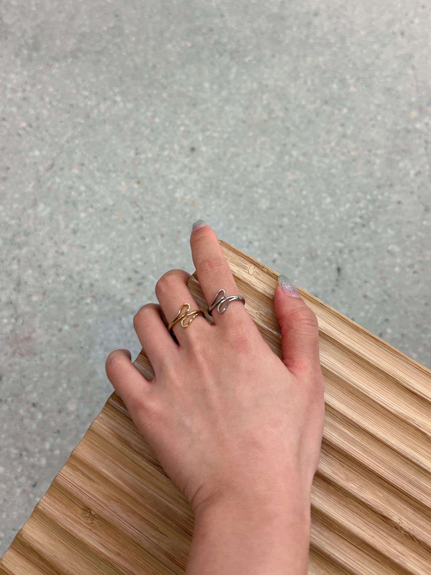 Fluid Mirage ring