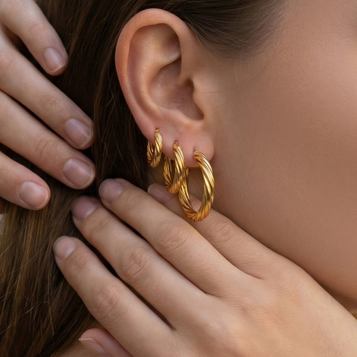 Classic circle earrings