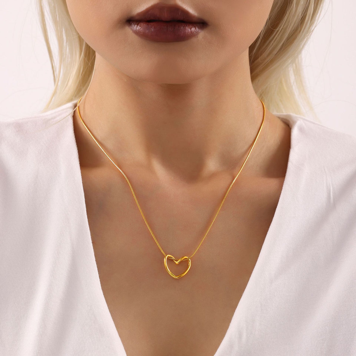 316L Gilded contour heart necklace